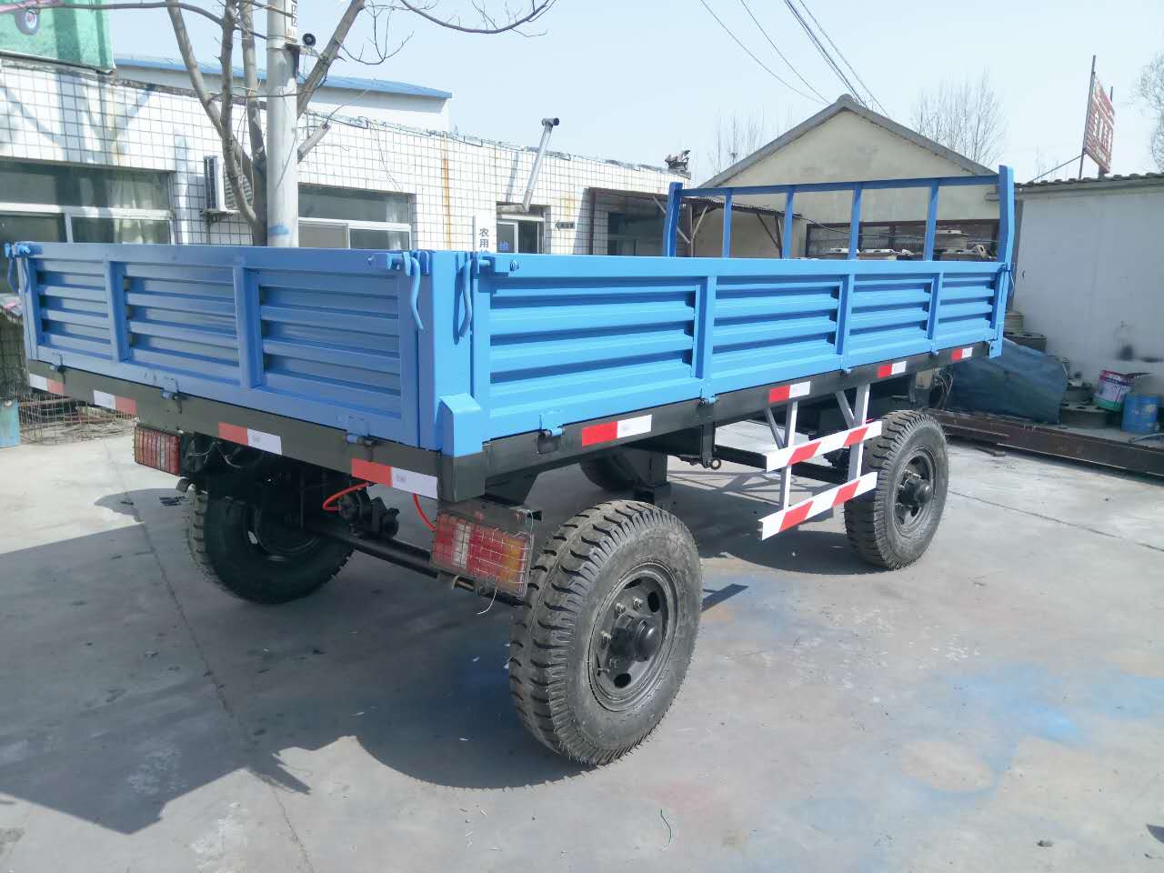 怎樣減少農(nóng)用掛車故障頻率的發(fā)生？